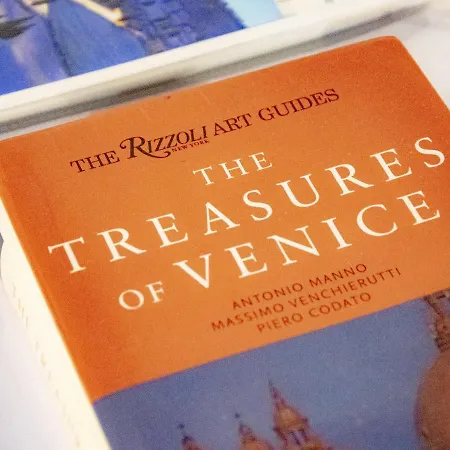 2960 Cà Frari Appartamento *