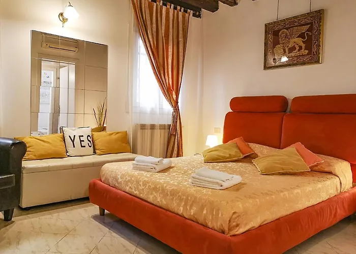 2960 Ca Frari البندقية