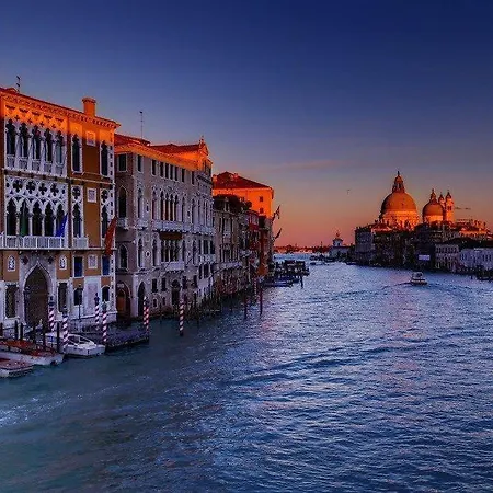 2960 Cà Frari Venise